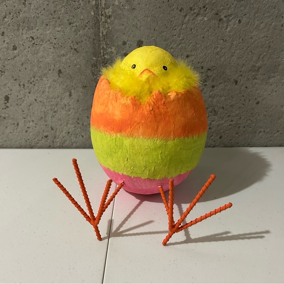 Easter Decor - Picture 2 of 9